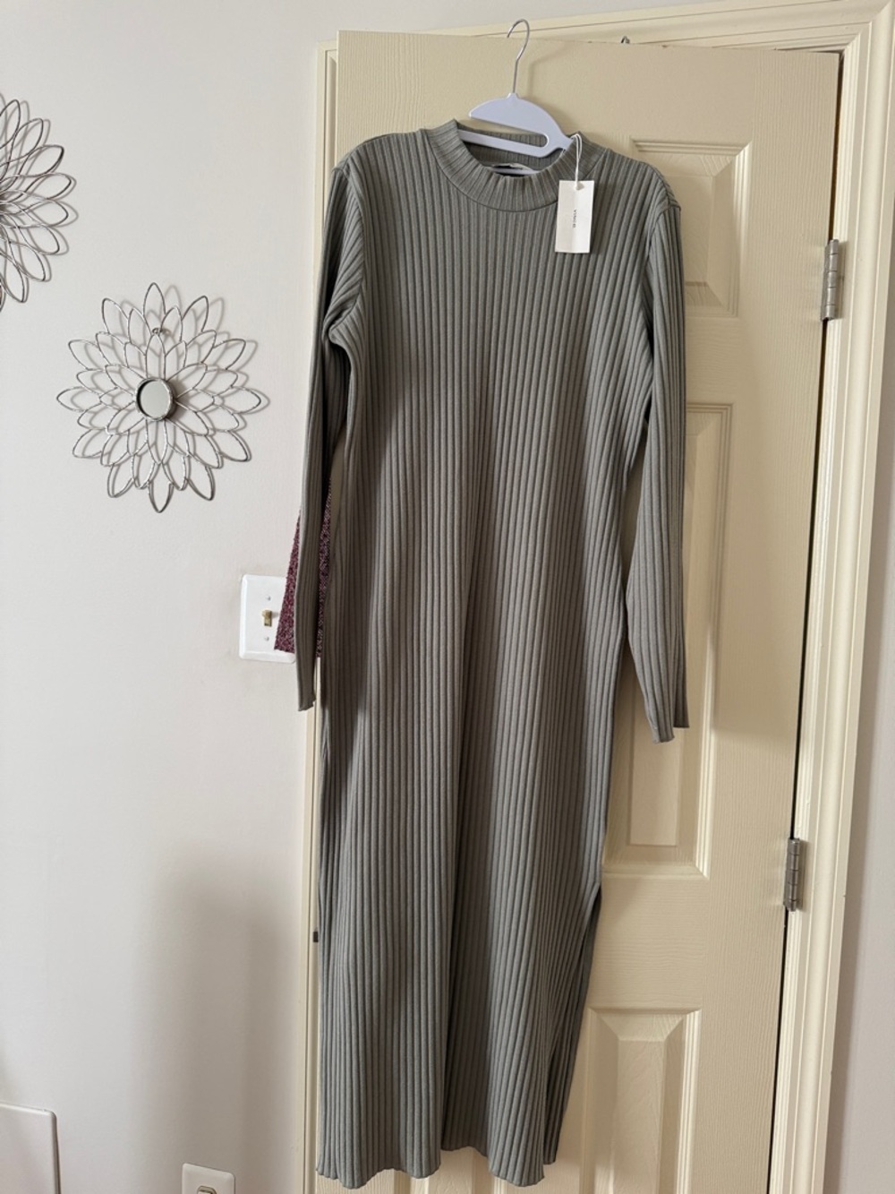 Vince Ribbed Long Sleeve Maxi Dress